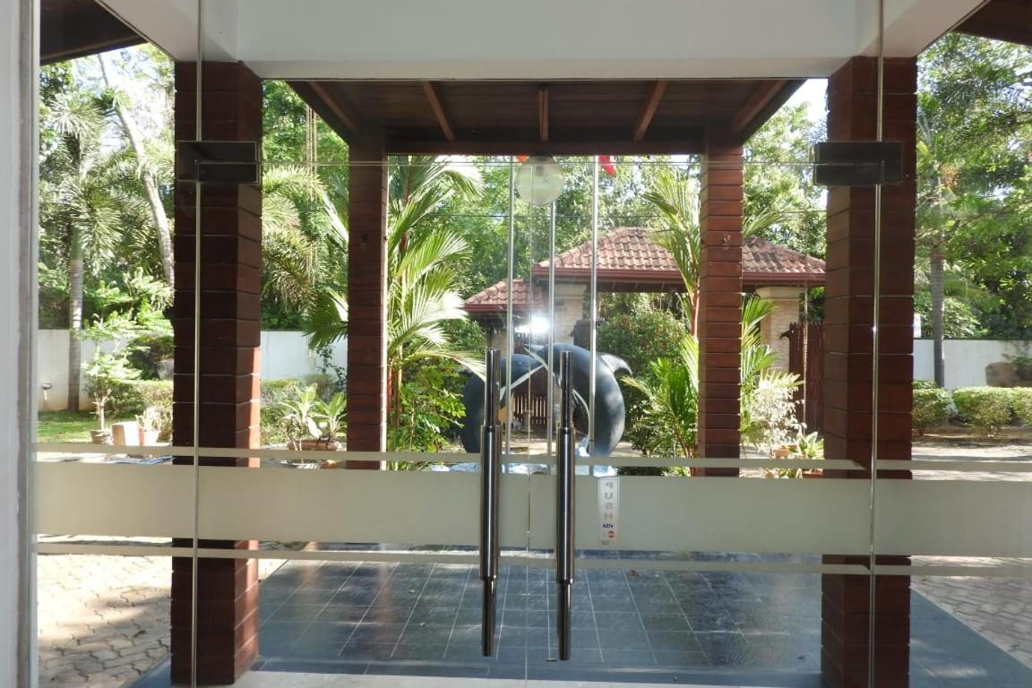 Maha Akurugoda Yala Safari Village المظهر الخارجي الصورة